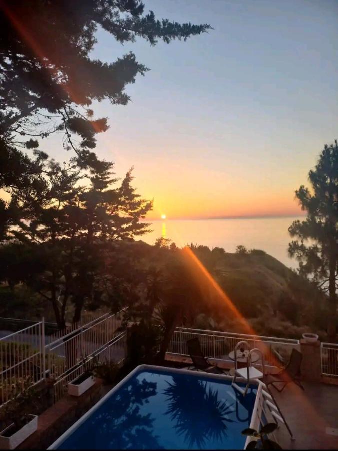 Villa'S Apartment On The Beach, Swimming Pool A/C Palermo Exterior foto